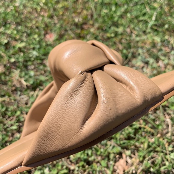 Stradivarius Padded Knot Flat Tan Sandal Slides - Picture 10 of 12